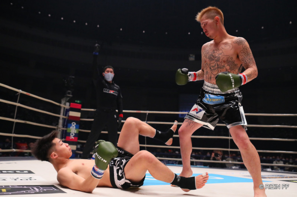 Rizin 桜井力が秒殺も体重オーバーでノーコンテスト 動画あり Efight イーファイト 格闘技情報を毎日配信