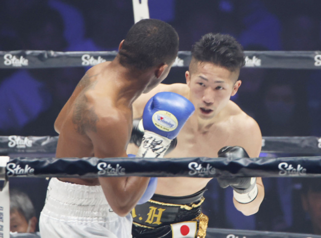 【ボクシング】新王者・井上拓真、相手のヒジで出血も「集中力落とさず戦えた」 Efight【イーファイト】格闘技情報を毎日配信！