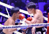 久保寺（右）が逆転KO勝利